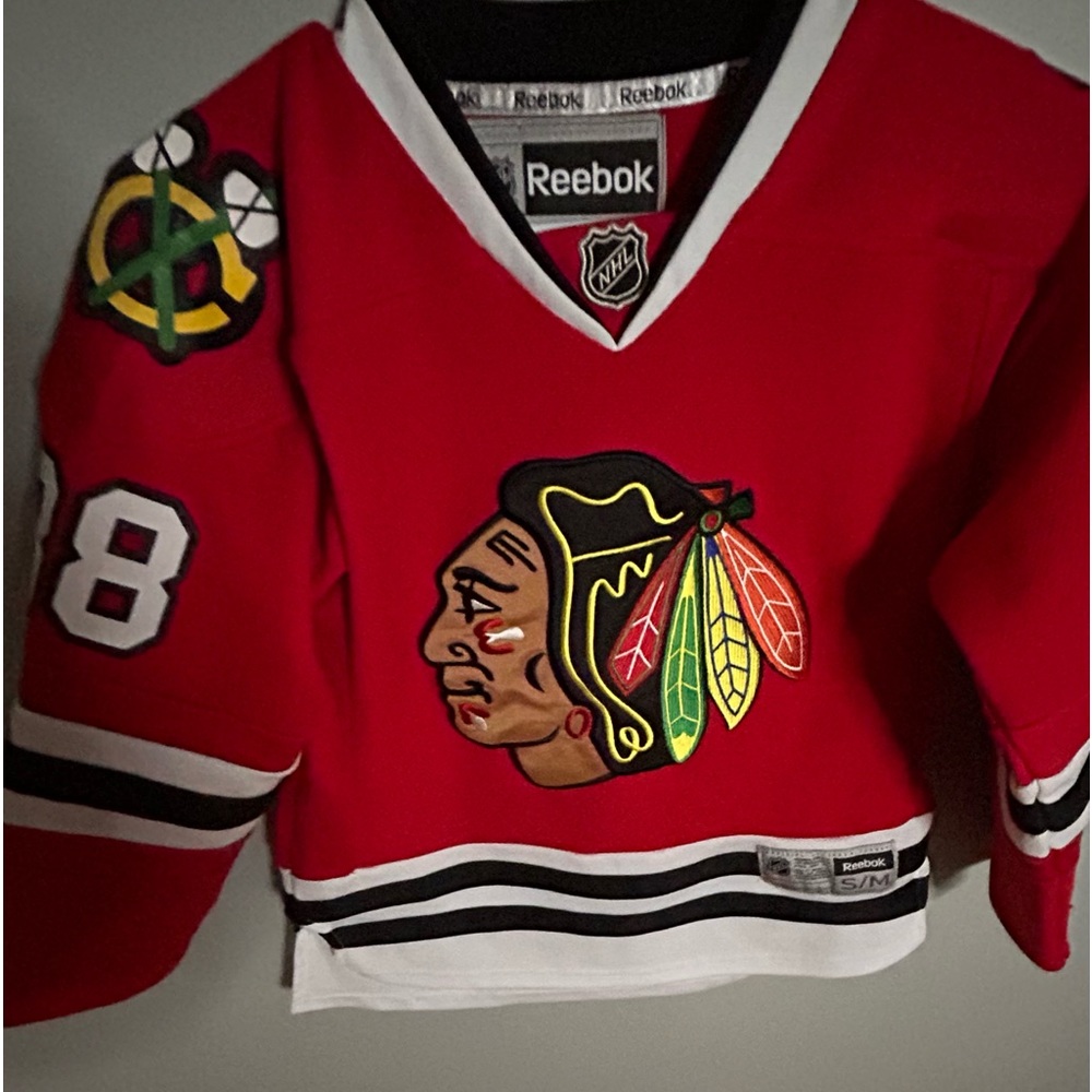 Super comfy Kane jersey. Worn a couple times grew out.Perfect condition no flaws